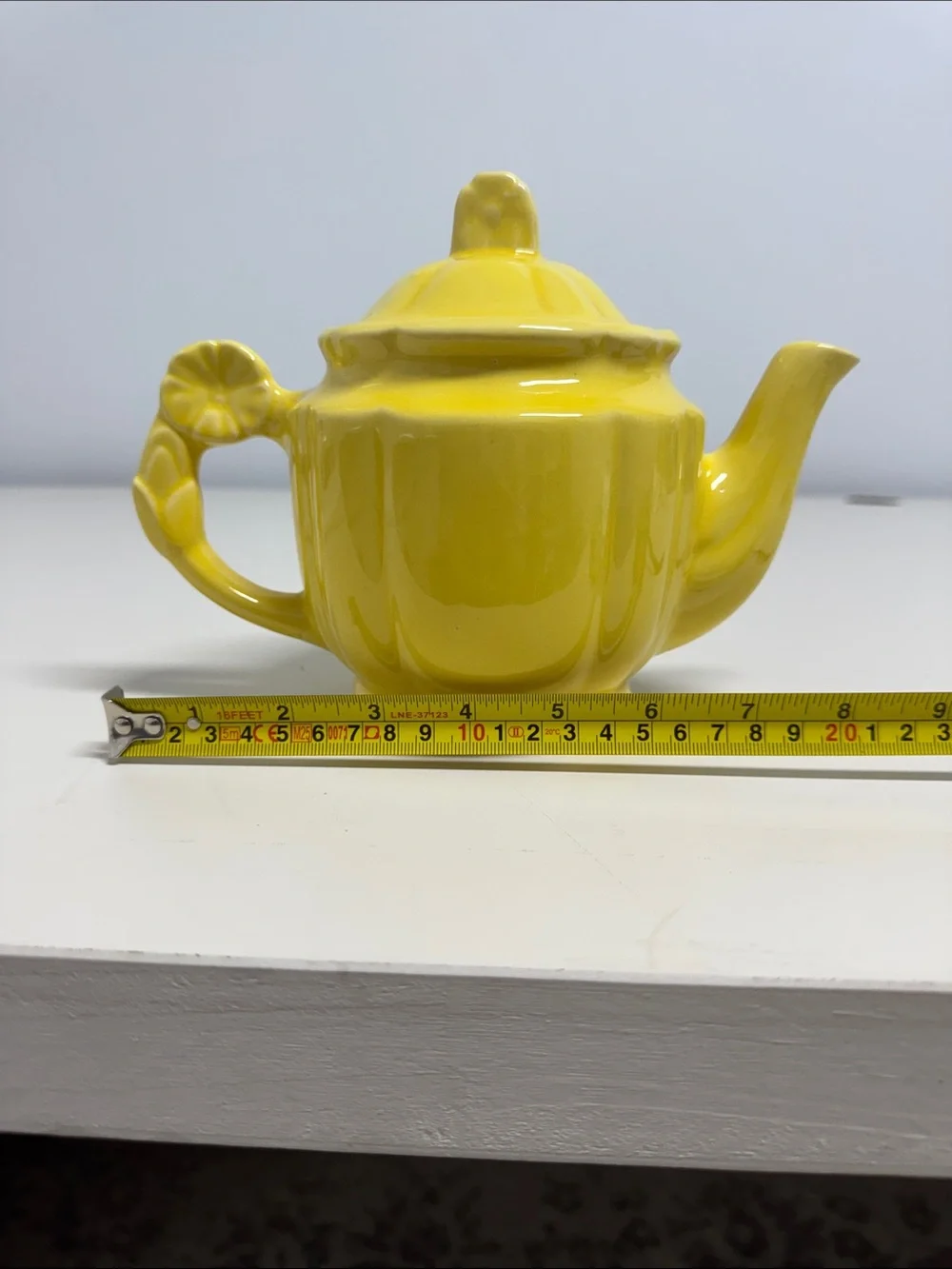 Yellow Ceramic Teapot - Bright Gloss Finish